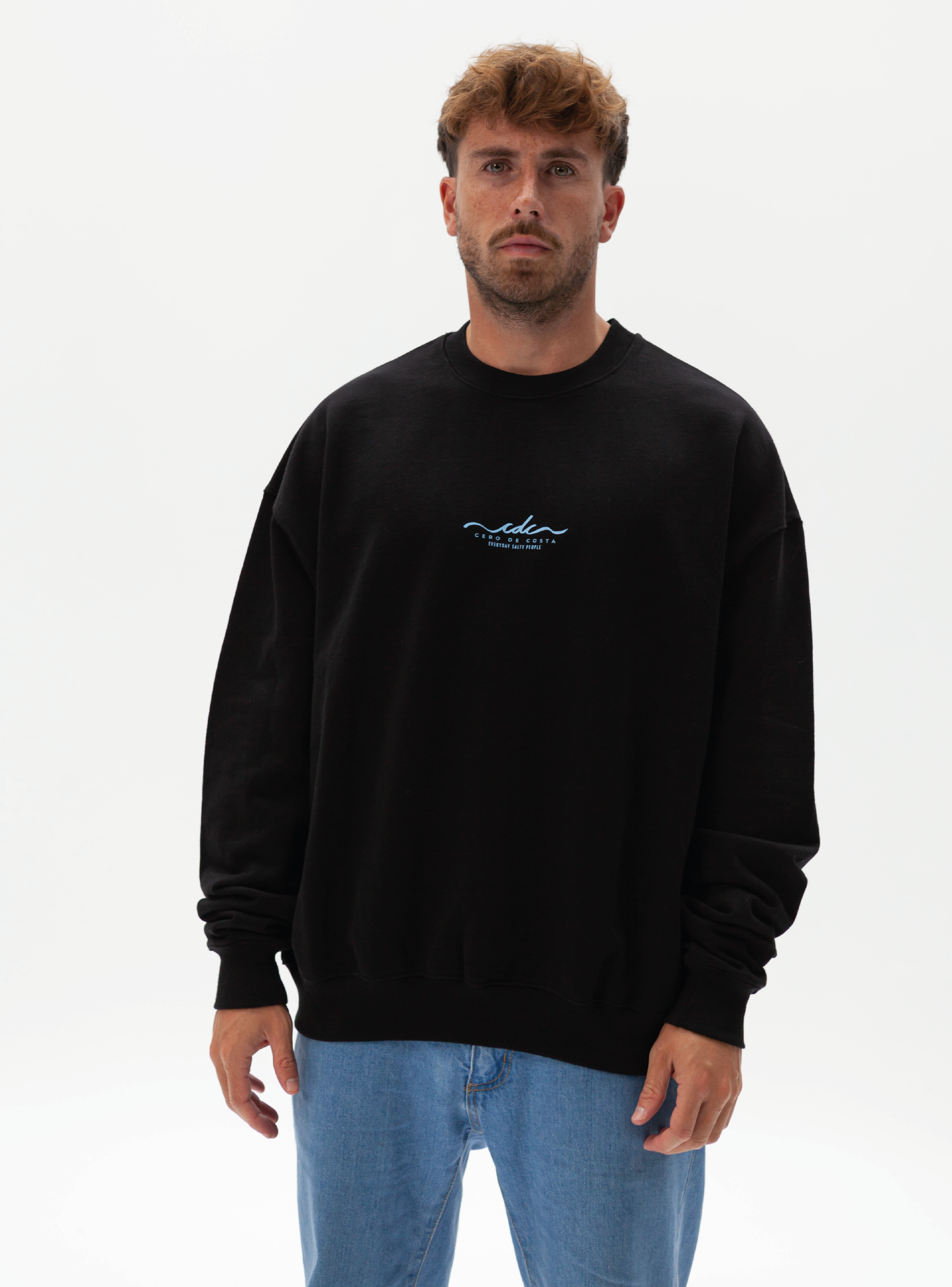 SUDADERA OVERSIZED NEGRO/CIAN "BUEU"