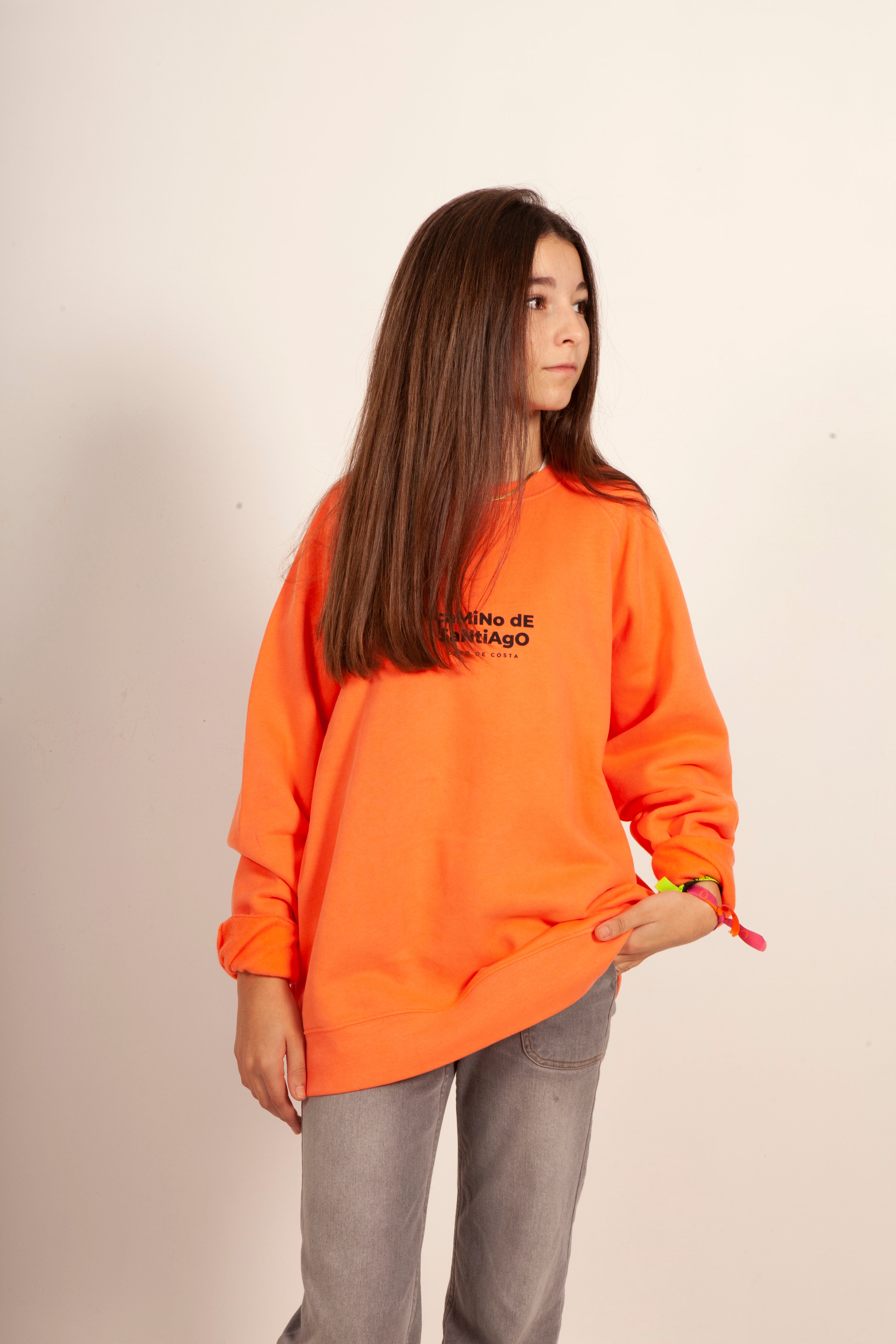 SUDADERA NARANJA/NEGRO 