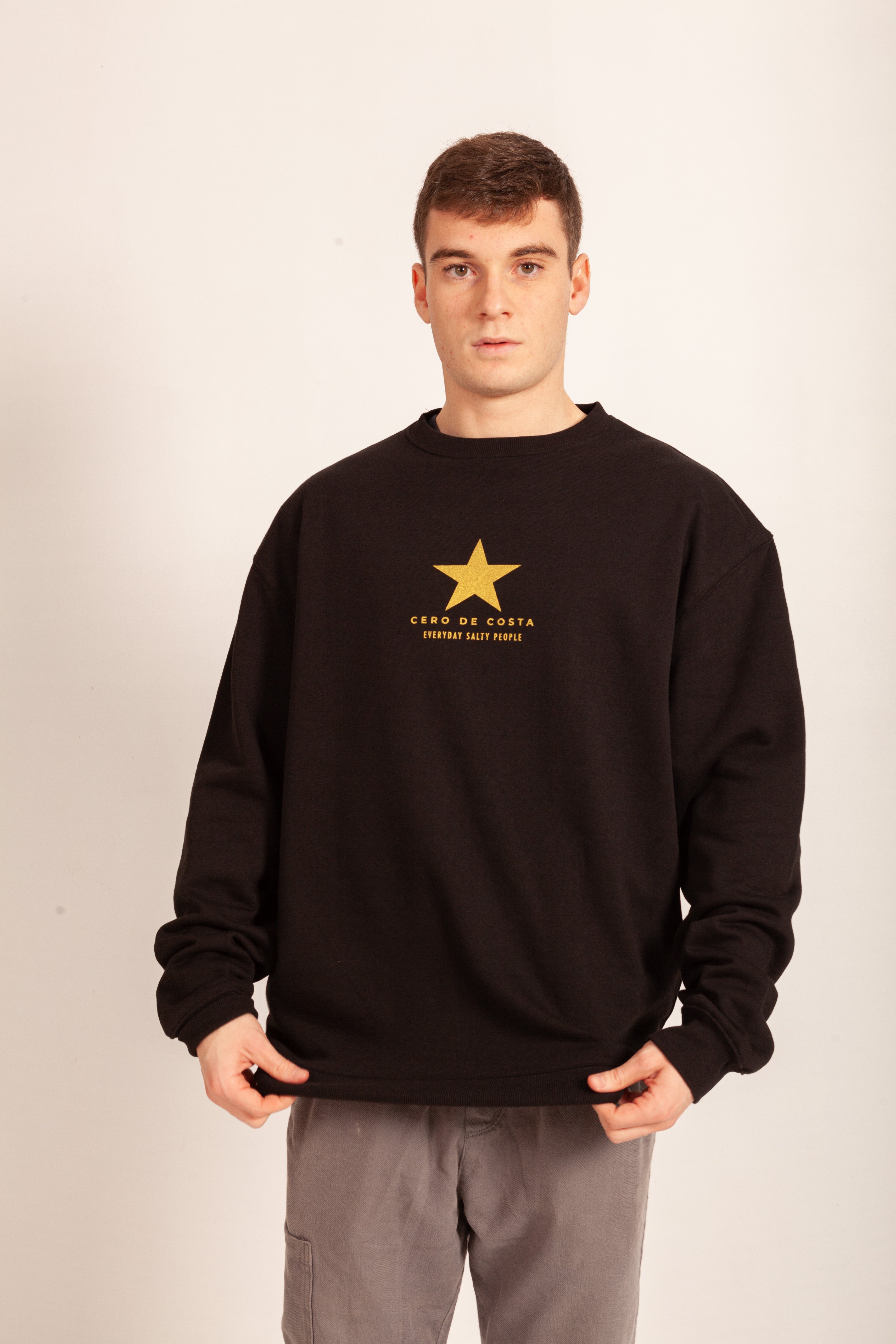 SUDADERA  ESTRELLA NEGRA/ORO