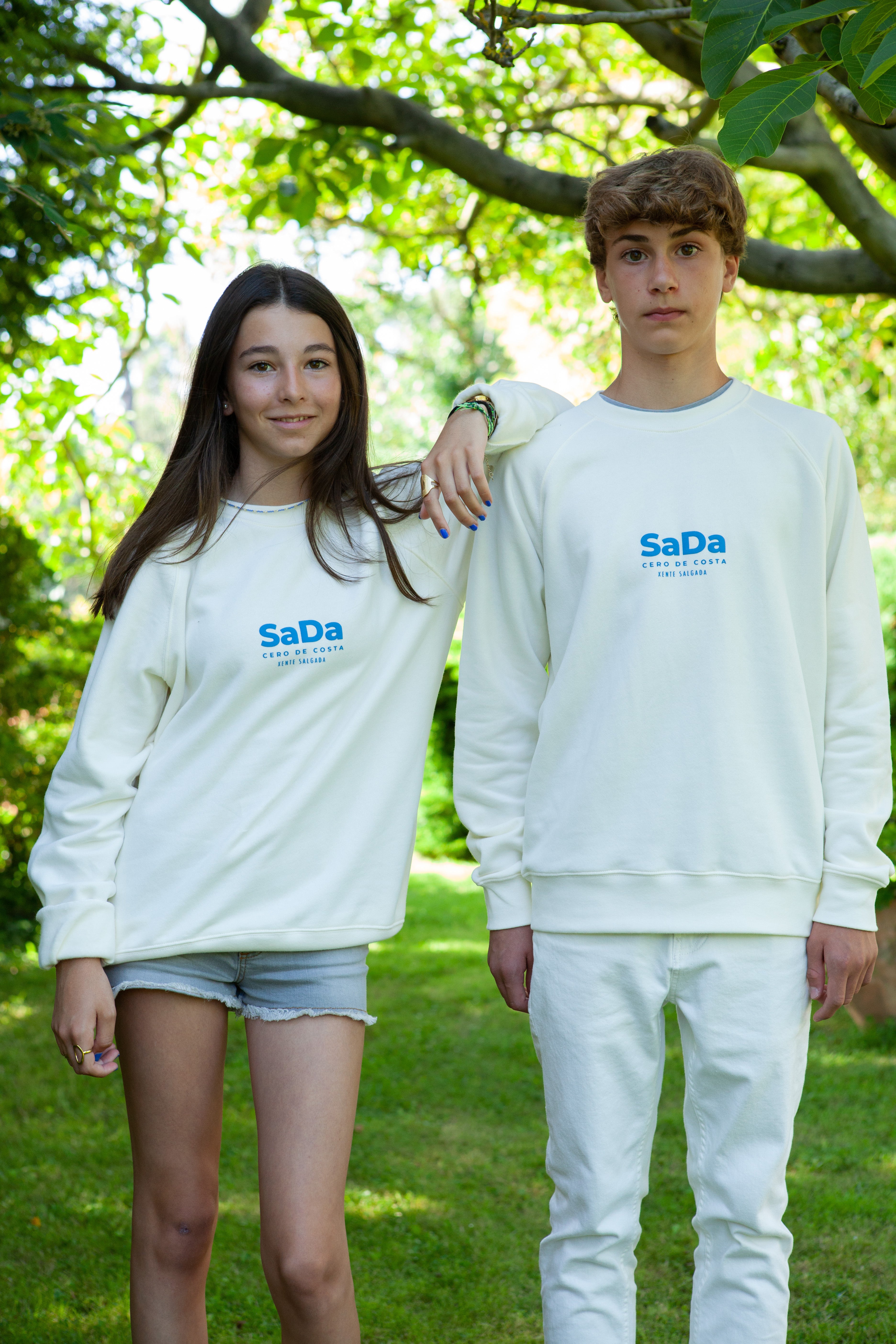 SUDADERA BLANCO/AZUL 