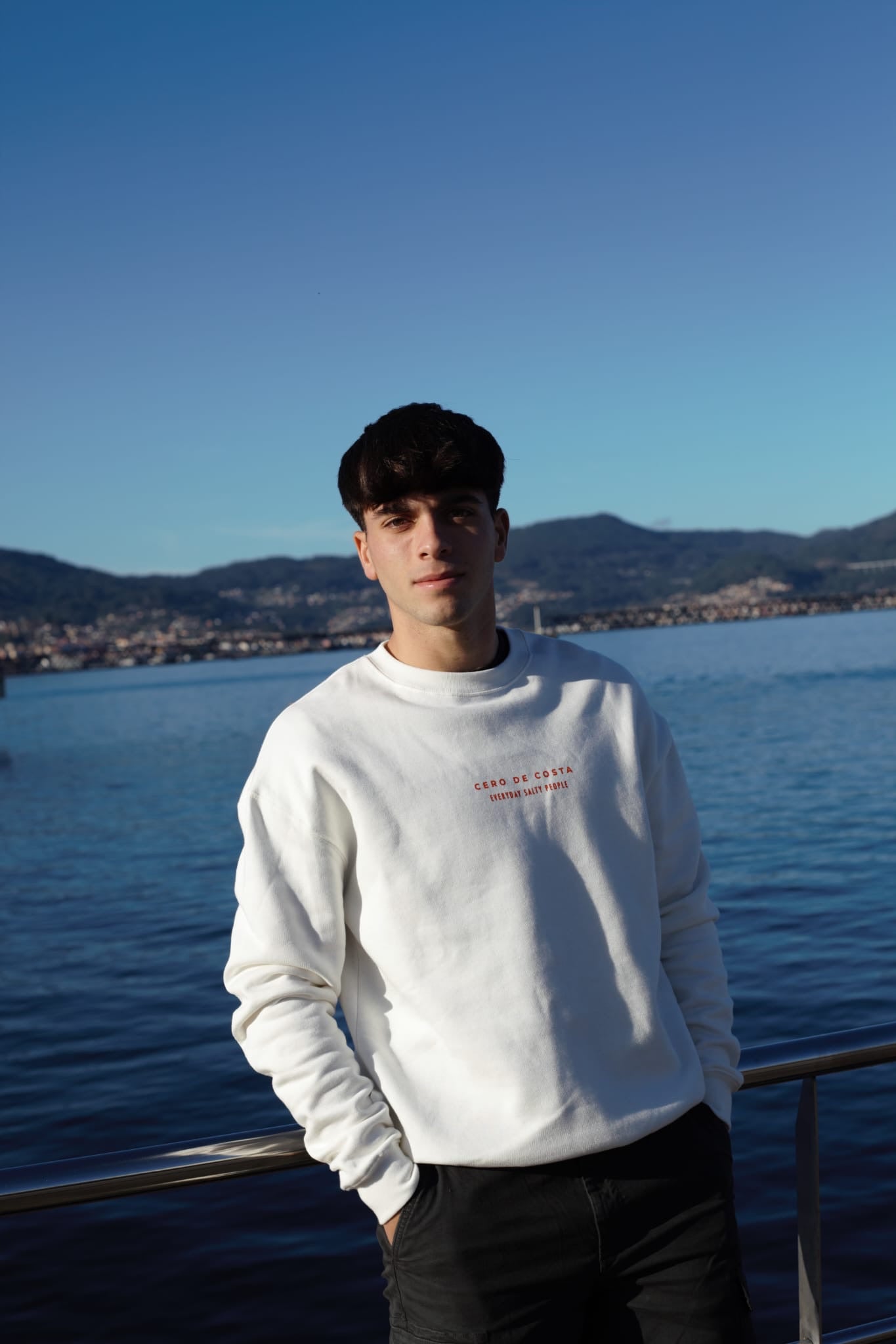 SUDADERA BLANCA/NARANJA QUEMADO "VIGO"